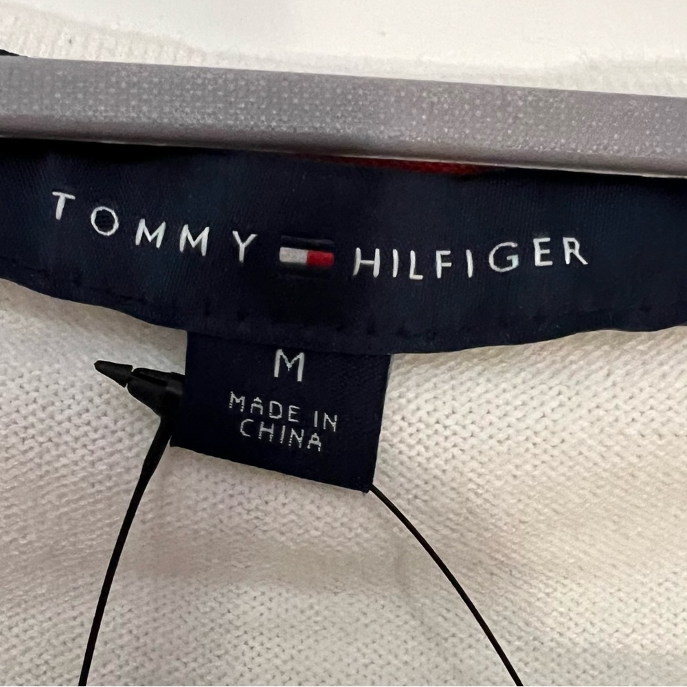 NWT Tommy Hilfiger Ivory Floral V-Neck Sweater - Picture 8 of 11